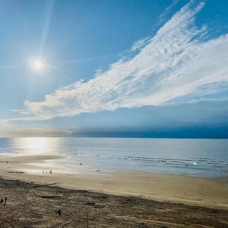 Zonnig Met Prachtig Zeezicht - * Middelkerke